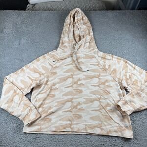 Vuori Halo Essential Hoodie Womens Medium Camo Beige Stretch Cropped Sweatshirt